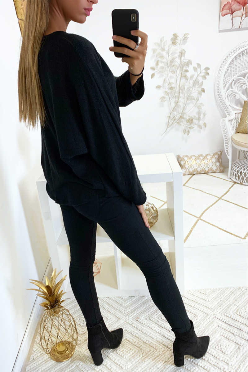 Pull noir coupe chauve souris avec 3 boutons au col - 4