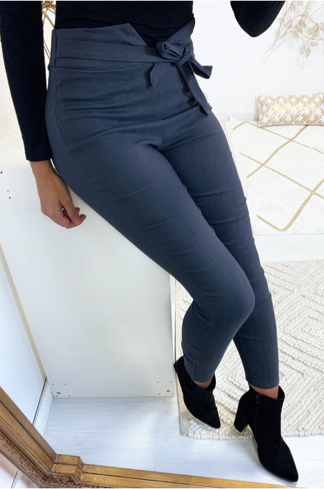 Pantalon slim anthracite en stretch avec coupe V à la taille - 3