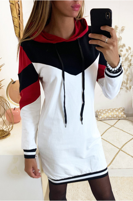 robe avec capuchon