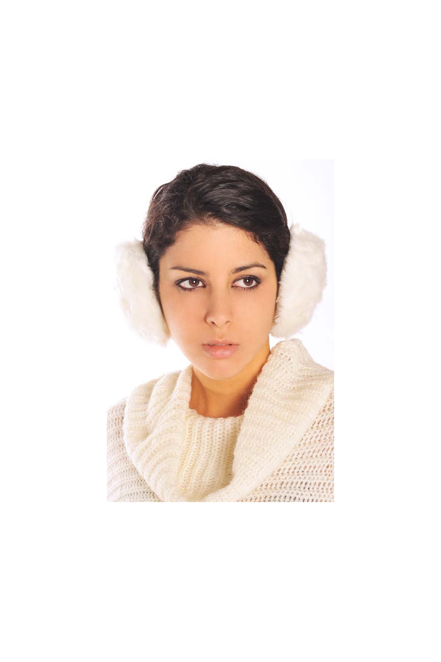 Super fashion fur earmuff, to wear very classy. Clothing wholesaler - 3