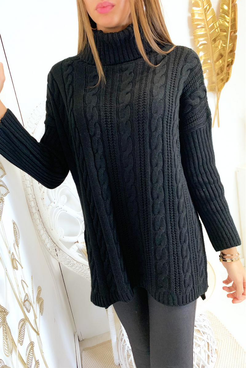 Pretty loose turtleneck sweater in black with pretty braid and slits on the sides - 4