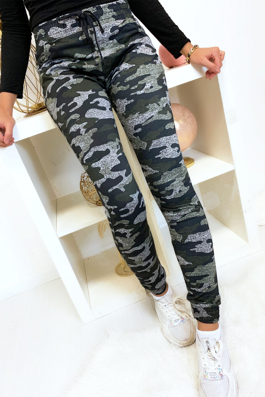 Pantalon jogging militaire noir avec poches. Enleg 9-169. - 7