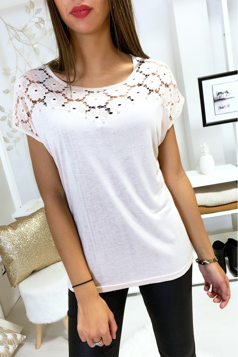 Pretty little pink top with lace at the bust and rhinestones - 2