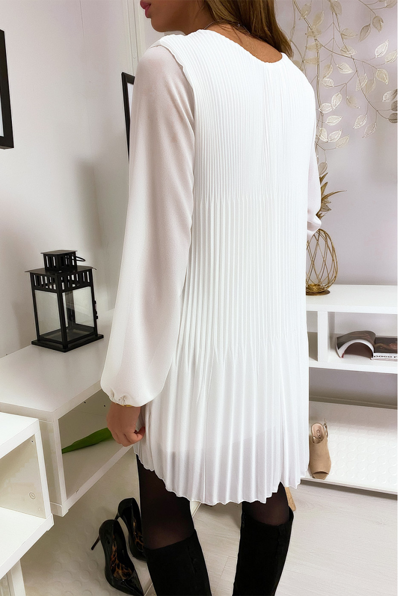Robe tunique blanche ample et plissé avec collier - 4