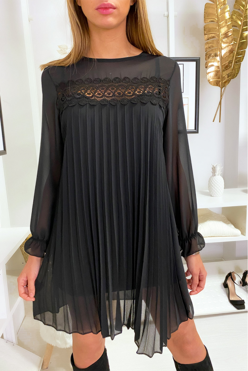 SuSSime robe tunique trapèze noir plissé et doublé avec de la dentelle au buste - 1