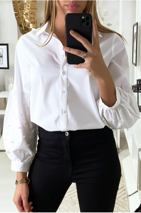 White shirt with puffed sleeves with pearls. MC7362 - 10