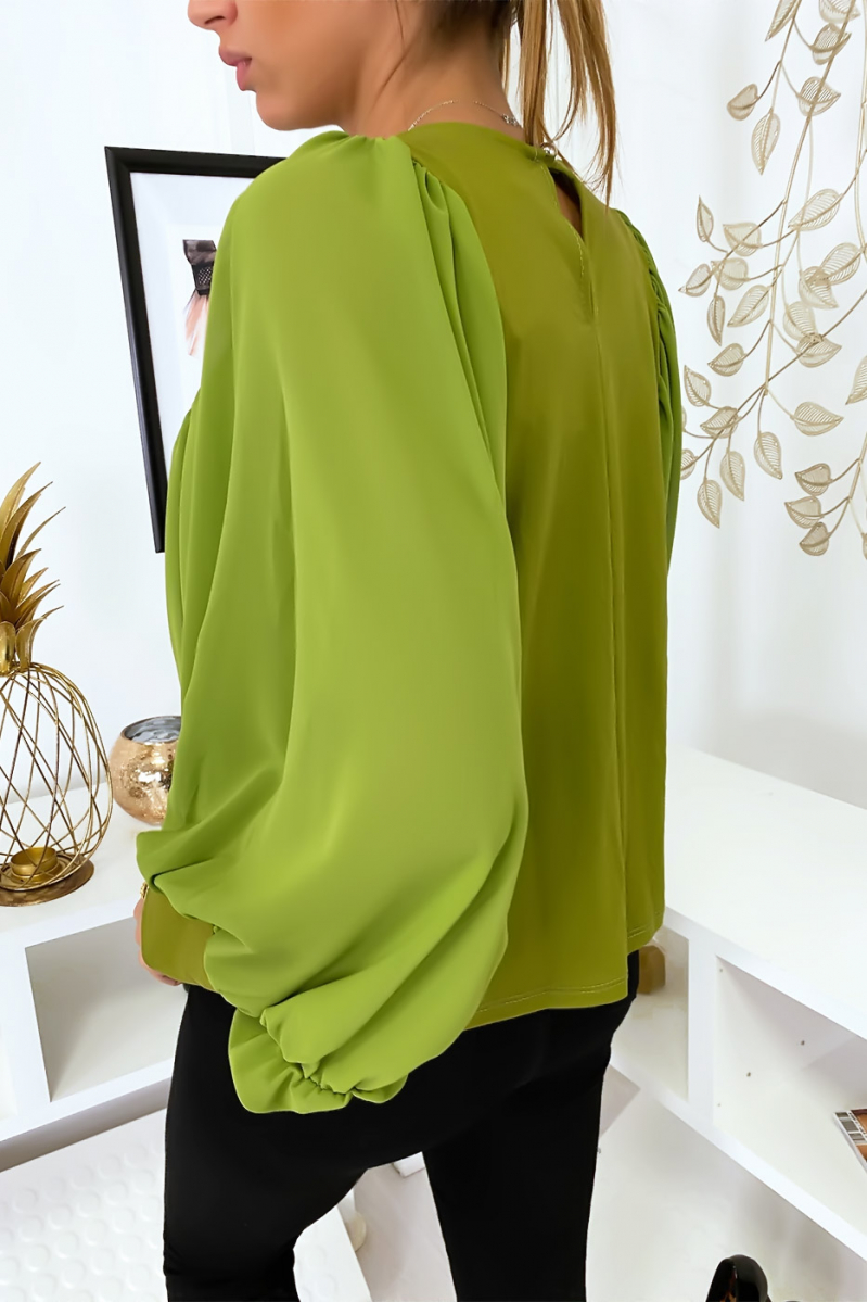 Mooie groene blouse met gedrapeerde mouwen - 5