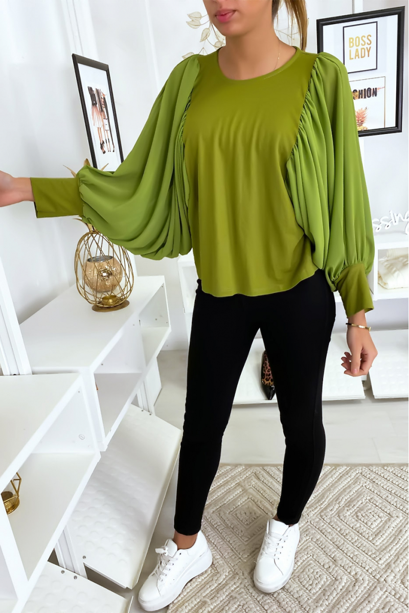Mooie groene blouse met gedrapeerde mouwen - 1