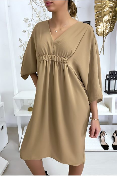 Robe classe camel à manches courtes