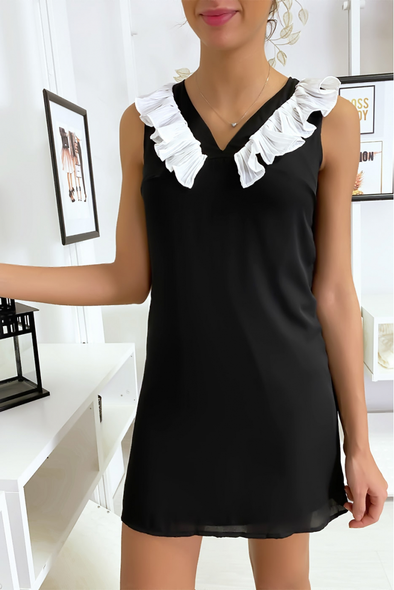 Short and light black dress with bust details - 1