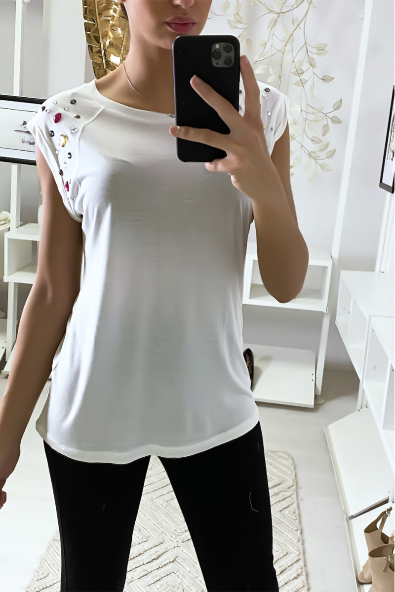 White t-shirt with rhinestones on the shoulders - 1