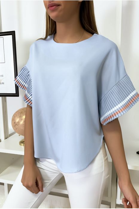 Blouse très chic en bleu ciel coupe ample avec plissé aux manches - 6