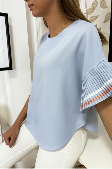 Blouse très chic en bleu ciel coupe ample avec plissé aux manches - 5