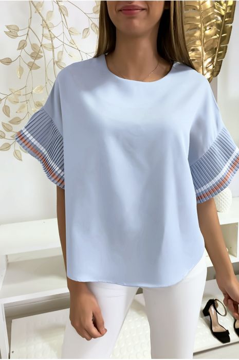 Blouse très chic en bleu ciel coupe ample avec plissé aux manches - 1