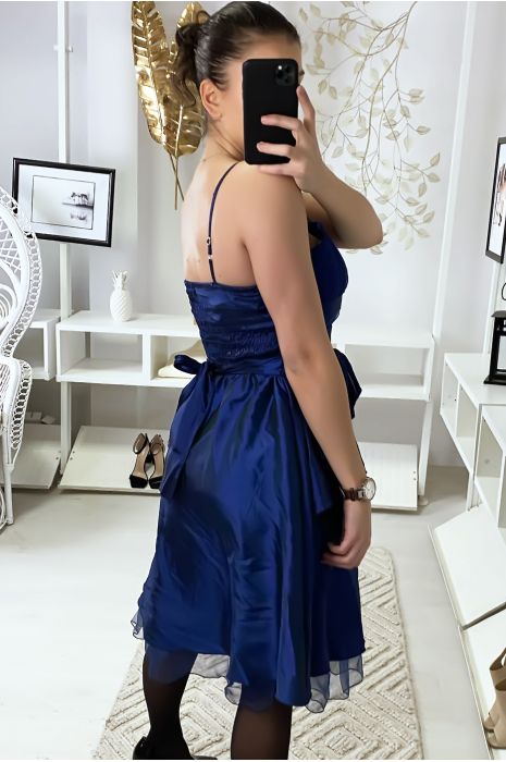 Robe de cocktail satiné très chic - 2