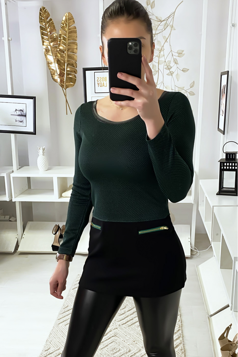 Long green top with long sleeves - 5