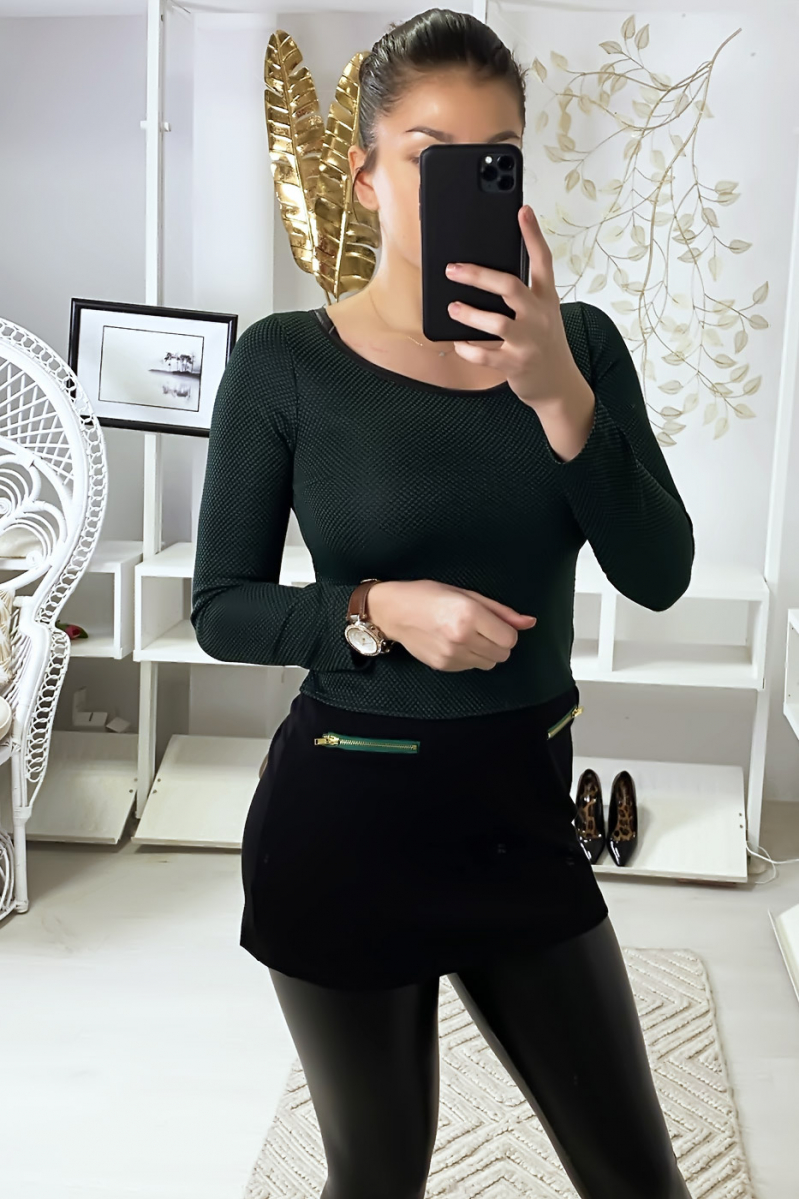 Long green top with long sleeves - 1
