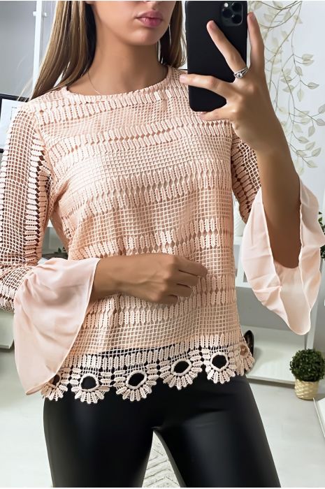 Haut rose en dentelle avec volant aux manches - 2