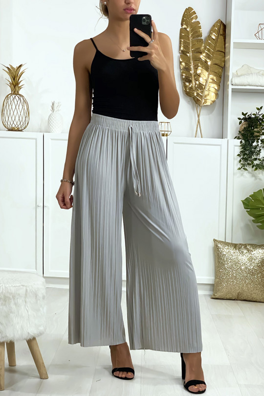 Pleated palazzo pants in gray. Woman fashion - 3