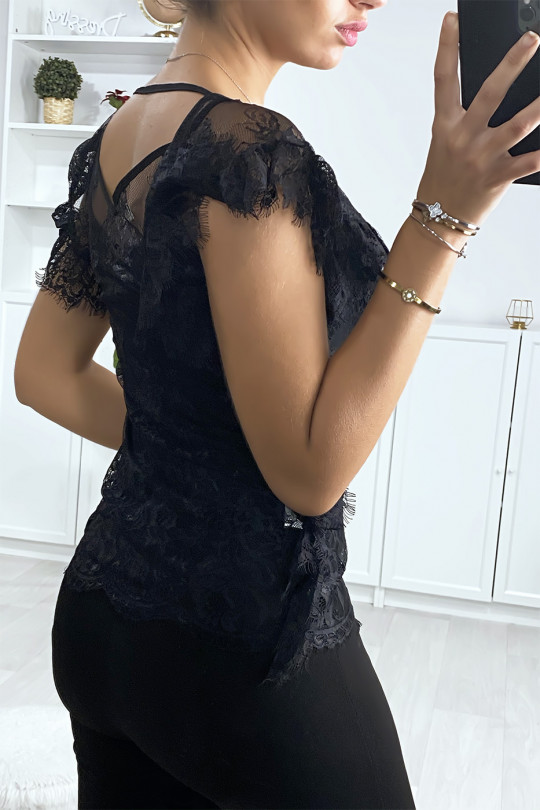 Black lace top with ruffle sleeves - 3
