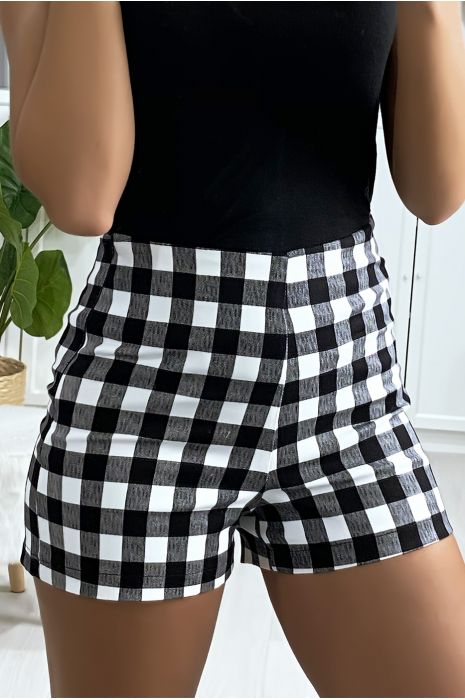geruite short