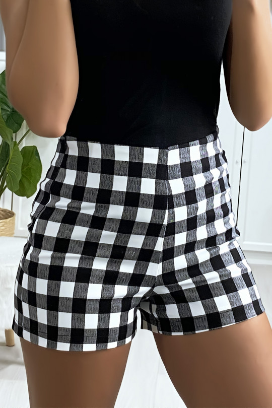 High waist checked shorts with side closure - 1