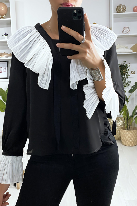 Zwarte blouse met geplooide kraag en mouwen in wit - 2