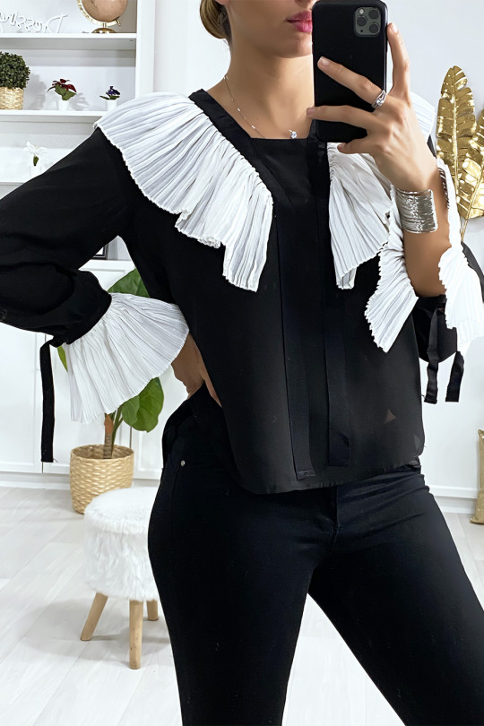Zwarte blouse met geplooide kraag en mouwen in wit - 6