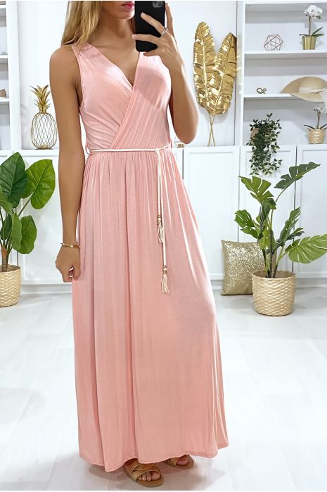 Longue robe croisé en rose avec ceinture en cordon - 2