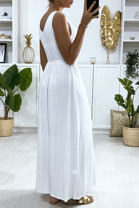Longue robe croisé en blanche avec ceinture en cordon - 4