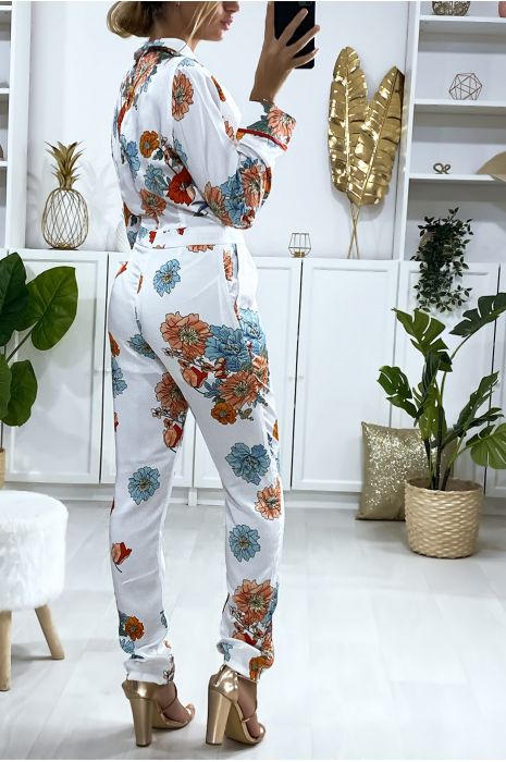 Combinaison blanche croisé à l'avant avec motif fleuris - 5