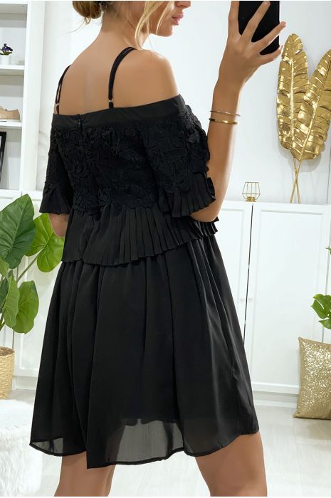 Robe en dentelle doublé avec dentelle et plissé - 6