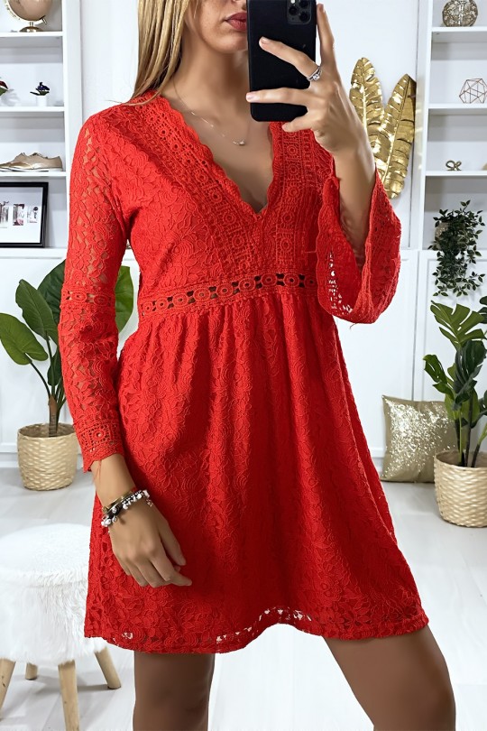 Red lace dress lined with embroidery on the edges - 2
