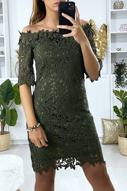 Khaki dress with boat neck and very chic lined lace - 1