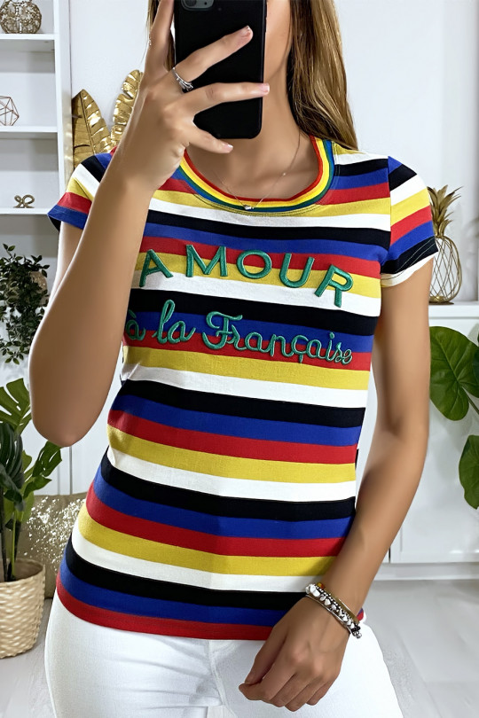 Tee-shirt multicolore avec écriture brodé AMOUR à la française