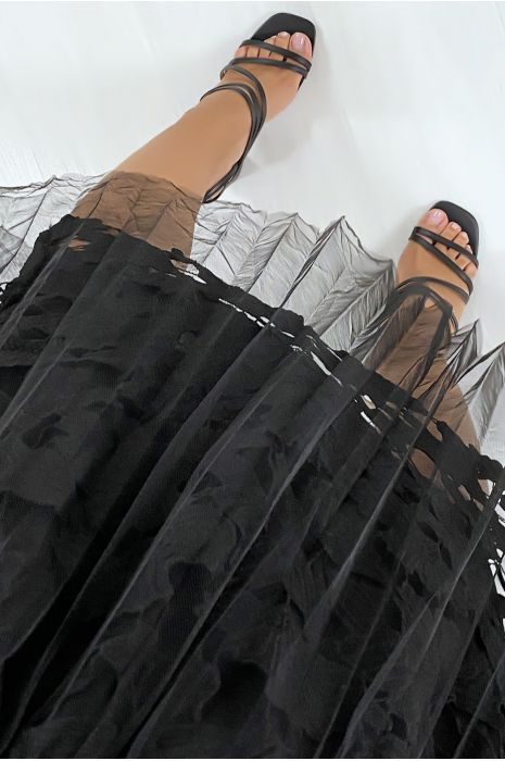 Jupe noir 3/4 brodé et doublé en tulle - 6
