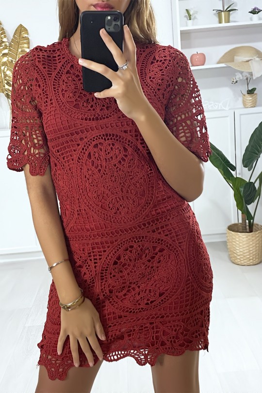 Burgundy lace dress lined with back closure - 2