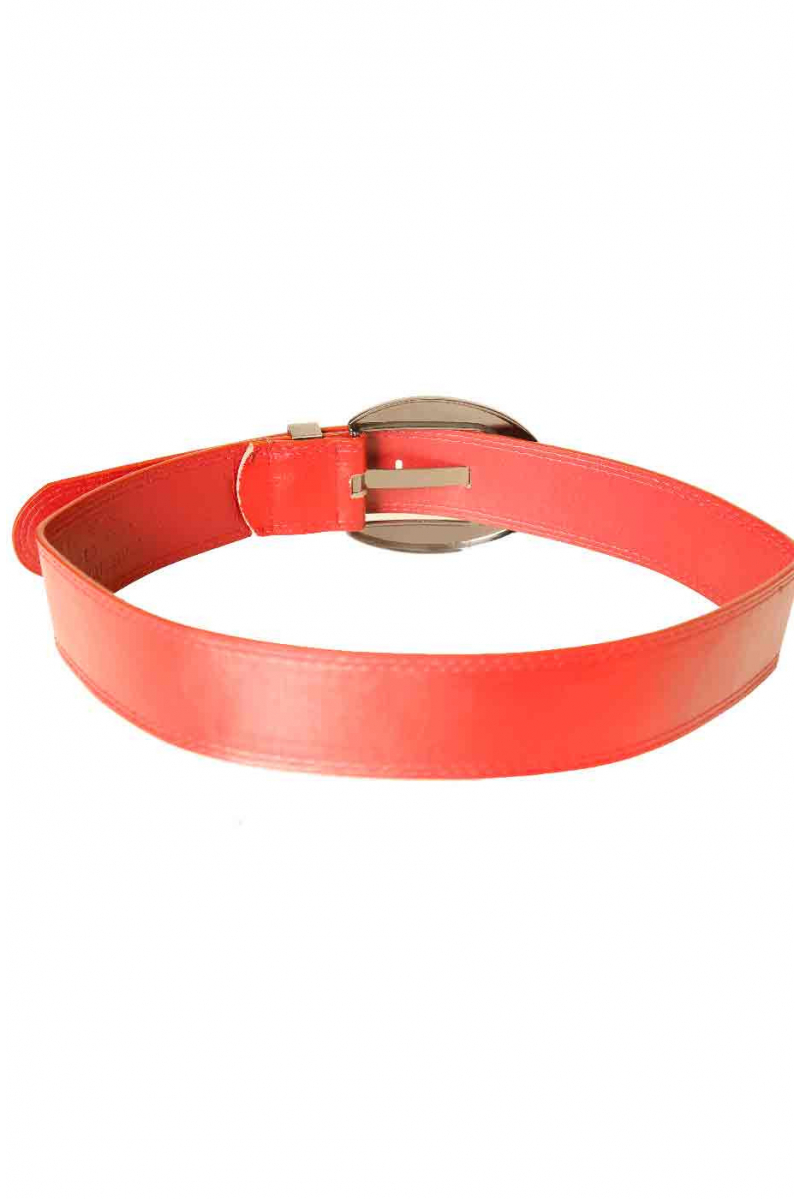 Wide red belt with large rounded buckle CE 747 - 4