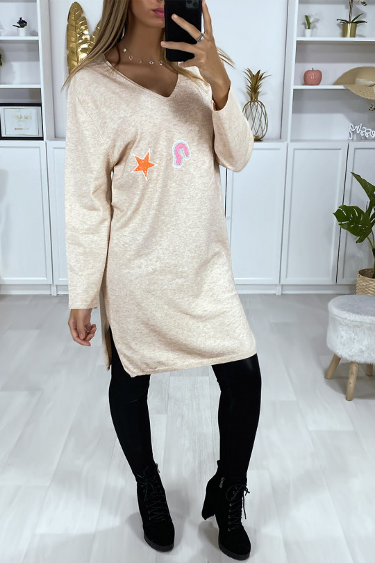 Pink V-neck sweater dress in a very soft material with embroidered pattern - 2