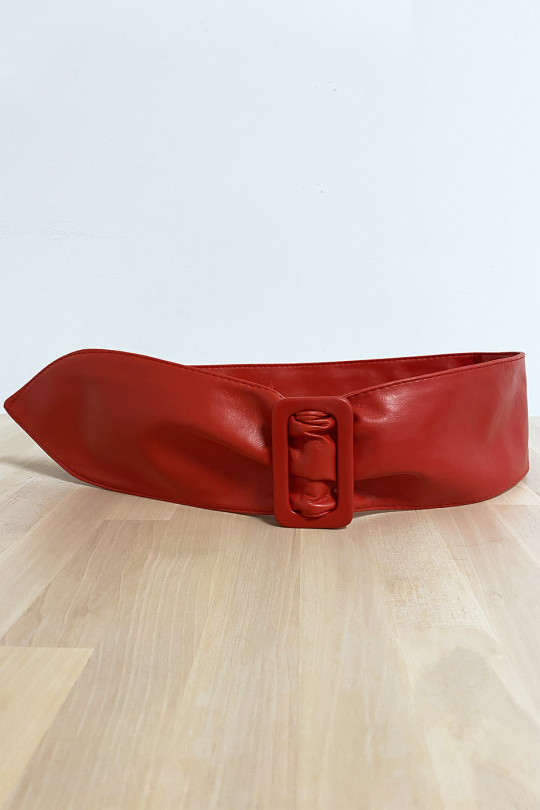 Red belt with rectangle buckle - 1