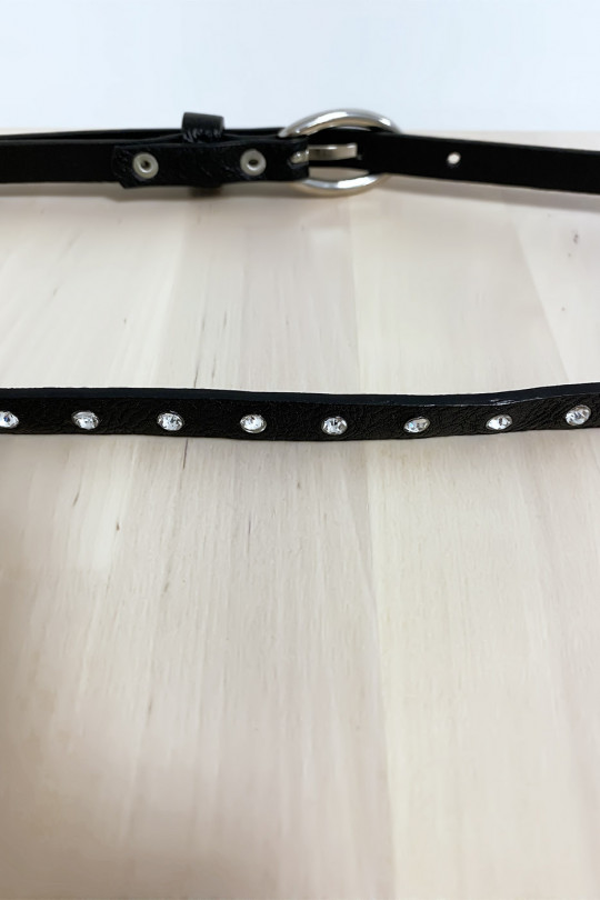 Thin black belt with accessory and rhinestones - 4