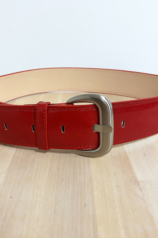 Red belt with pretty buckle - 2