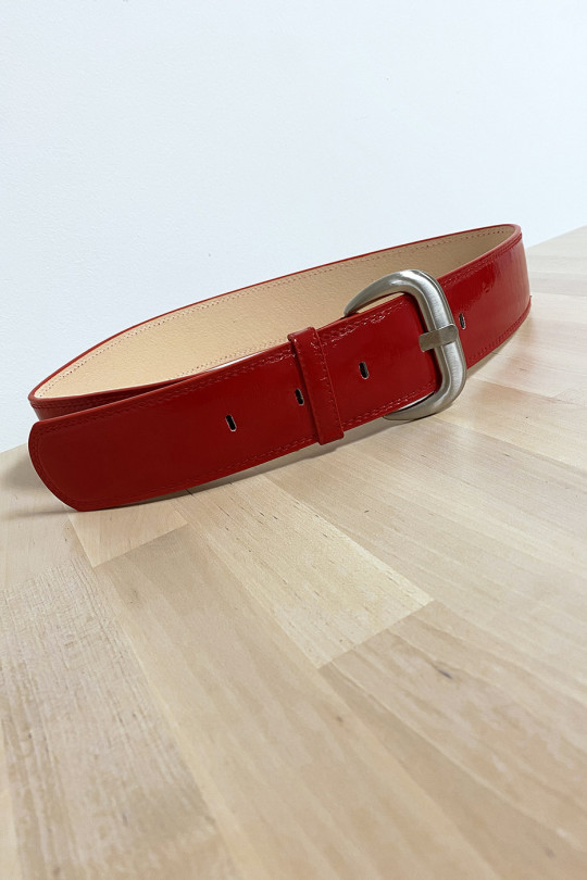 Red belt with pretty buckle - 3