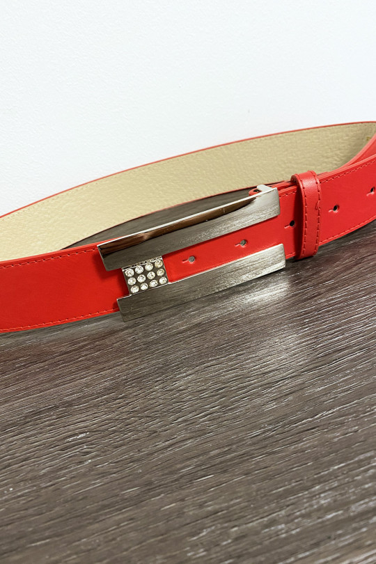 Red belt with rectangular buckle and rhinestones - 3