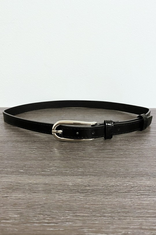 Fine ceinture noir brillant avec boucle argenté