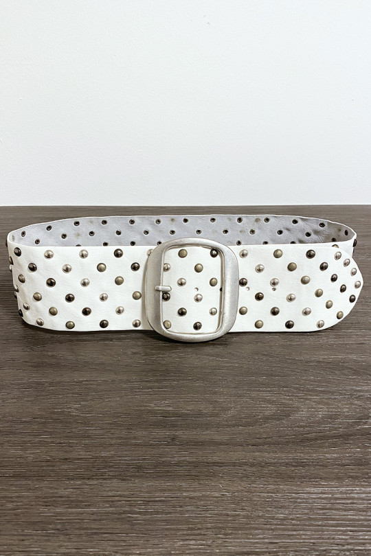 Studded white faux leather belt with silver buckle - 4
