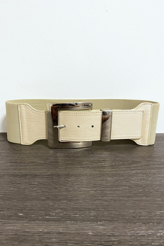 Grosse ceinture beige avec boucle argenté et élastique à la taille - 1