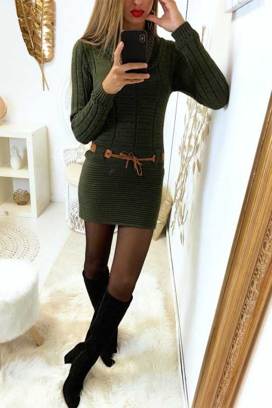 Pretty tight-fitting khaki tunic sweater with small camel belt - 3