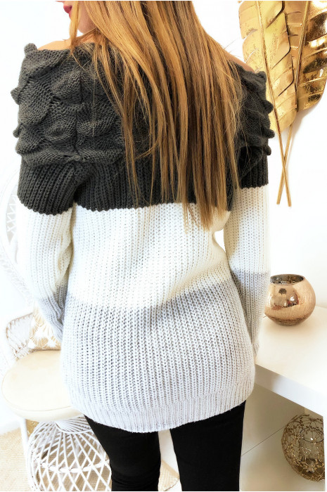 Jolie pull tri color avec col bateau en kaki - 5