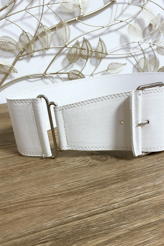 White faux leather belt with rings on the sides - 5